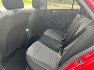 Hyundai i 20 2017 ACTIVE 1.4 CRDI STYLE-thumb-12