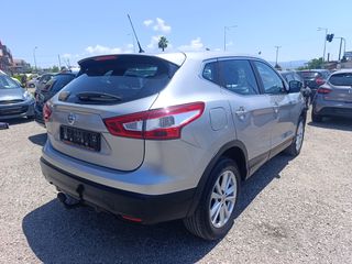 Nissan Qashqai 2015 1.6 dCi Acenta 4x4-thumb-2