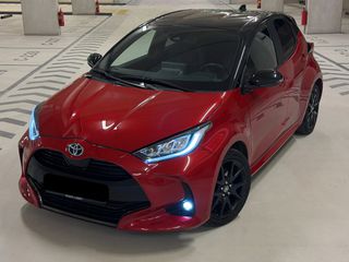 Toyota Yaris 2022 Hybrid Bi-tone