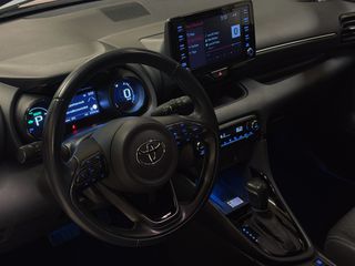 Toyota Yaris 2022 Hybrid Bi-tone-thumb-10