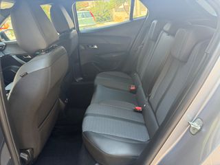 Peugeot 2008 2023 ALLURE PLUS-thumb-24