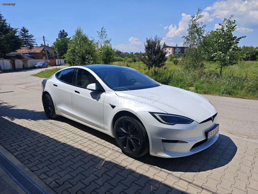 Tesla Model S 2023