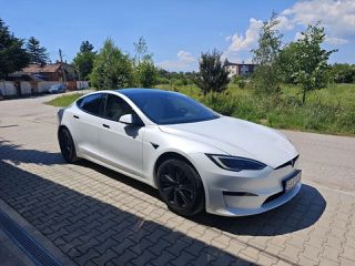 Tesla Model S 2023