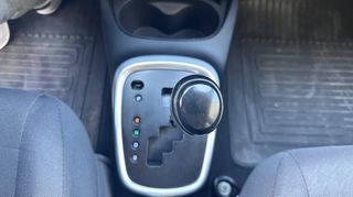 Toyota Yaris 2017 1500cc HYBRID ACTIVE PLUS 100HP-thumb-31