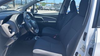Toyota Yaris 2017 1500cc HYBRID ACTIVE PLUS 100HP-thumb-14