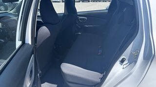 Toyota Yaris 2017 1500cc HYBRID ACTIVE PLUS 100HP-thumb-35