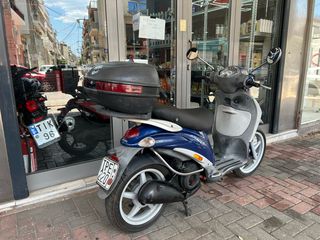 Piaggio Liberty 125 2004-thumb-4