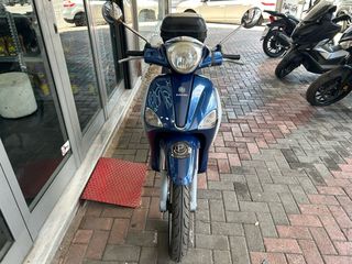 Piaggio Liberty 125 2004-thumb-5