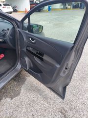 Renault Captur 2017 AUTOMATIC-thumb-13