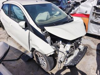 Toyota Aygo 2019 1.0 X-PLAY TOUCH-thumb-1