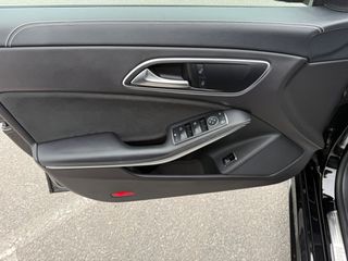 Mercedes-Benz CLA 180 2018 AMG LINE EDITION 1-thumb-17