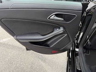 Mercedes-Benz CLA 180 2018 AMG LINE EDITION 1-thumb-20