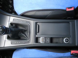 Volkswagen Golf 2013 ADVANCE-thumb-15