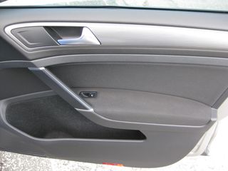 Volkswagen Golf 2013 ADVANCE-thumb-16