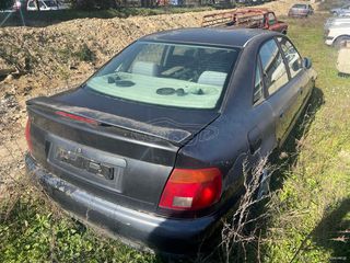 Audi A4 1999-thumb-4
