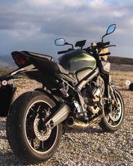 Honda CB 650 2024 e-clutch Akrapovic-thumb-1