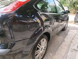 Ford Focus 2006 mk2 1.6 titanium-thumb-4