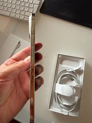 apple iphone air-thumb-2
