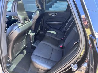 Volvo XC 60 2019 T8 AWD INSCRIPTION PLUG IN-thumb-20