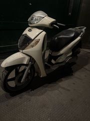 Honda SH 150 2007 για ανταλλακτικά μόνο κομμάτι κομμάτι-thumb-1