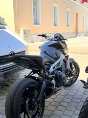 Yamaha MT-09 2014-thumb-1