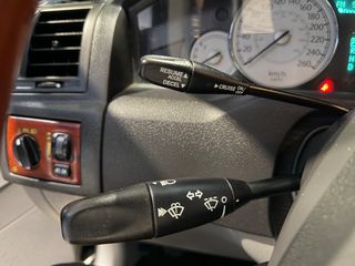 Chrysler 300C 2007-thumb-39