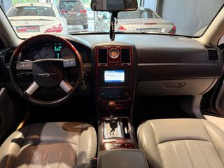 Chrysler 300C 2007-thumb-23