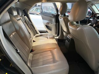 Chrysler 300C 2007-thumb-28