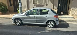 Peugeot 206 2004 ΘΕΟΦΙΛΑΤΟΣ ΕΠΙΛΕΓΜΕΝΟ ΟΧΗΜΑ//1.4cc.A.C.5ΠΡΤΟ//ΑΝΤΑΛΛΑΓΕΣ-thumb-1