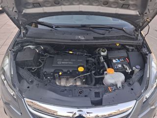 Opel Corsa 2011 1.4 16V ECOTEC-thumb-10