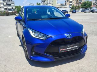 Toyota Yaris 2023 'TEAM D'-FULL LED-KAMΕΡΑ-ΖΑΝΤΕΣ 16'-KEYLESS-ΨΗΦΙΑΚΑ ΟΡ-KΛΙΜΑ-thumb-4