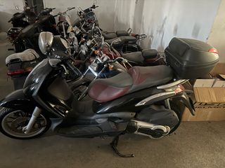 Piaggio Beverly 500 2007 για Ανταλλακτικά κομμάτι κομμάτι