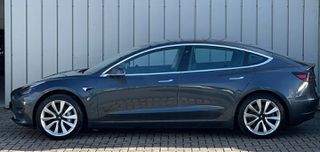 Tesla Model 3 2020 PLUS SR premium Audio-thumb-6