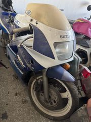 Suzuki RGV 250 1992 Για ανταλλακτικά κομμάτι κομμάτι
