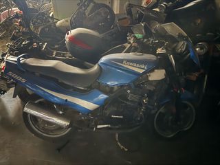 Kawasaki GPZ 550 2005 Για ανταλλακτικά κομμάτι κομμάτι