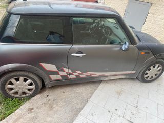 Mini Cooper 2006 ΧΩΡΙΣ ΧΑΡΤΙΑ