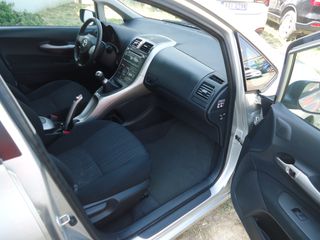 Toyota Auris 2007-thumb-7