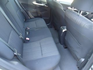 Toyota Auris 2007-thumb-8