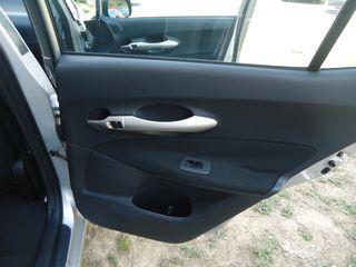 Toyota Auris 2007-thumb-9