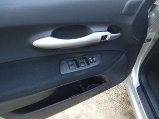 Toyota Auris 2007-thumb-11