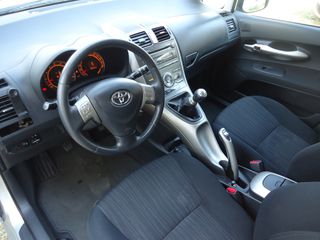 Toyota Auris 2007-thumb-12