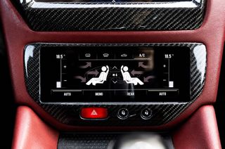 Maserati Gran Turismo 2008 MC SportLine Original CARBON Package F1 BOSE Carplay-thumb-30