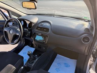 Fiat Punto Evo 2014 #PANORAMA#ALCANTARA#CLIMA#EURO 6#-thumb-15