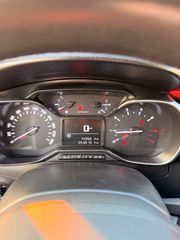 Citroen C3 2017 1.2 PURETECH 82 FEEL Shine-thumb-39