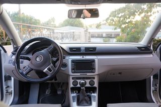 Volkswagen Passat 2009 R-LINE