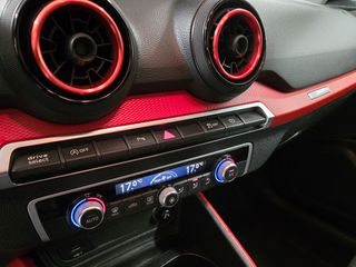 Audi Q2 2019 30 TDI SPORT S TRONIC-thumb-11