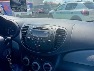 Hyundai i 10 2011-thumb-17
