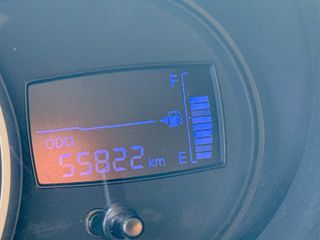 Hyundai i 10 2011-thumb-12