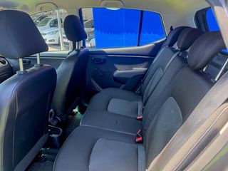 Hyundai i 10 2011-thumb-18