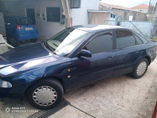 Audi A4 1996-thumb-2
